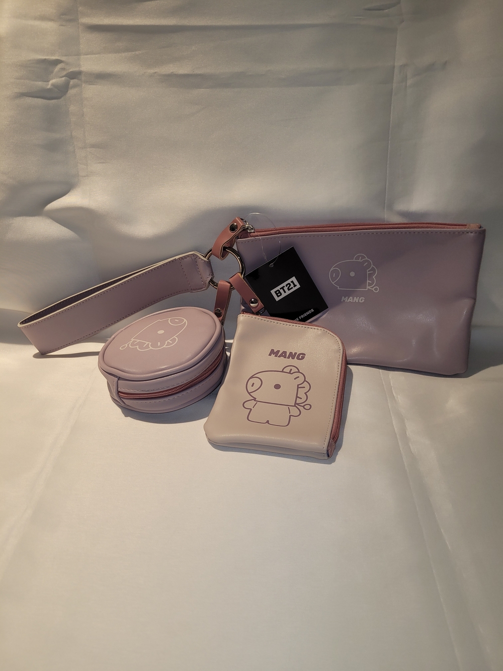 NWT Mang Purple 3-Piece Accessory Set